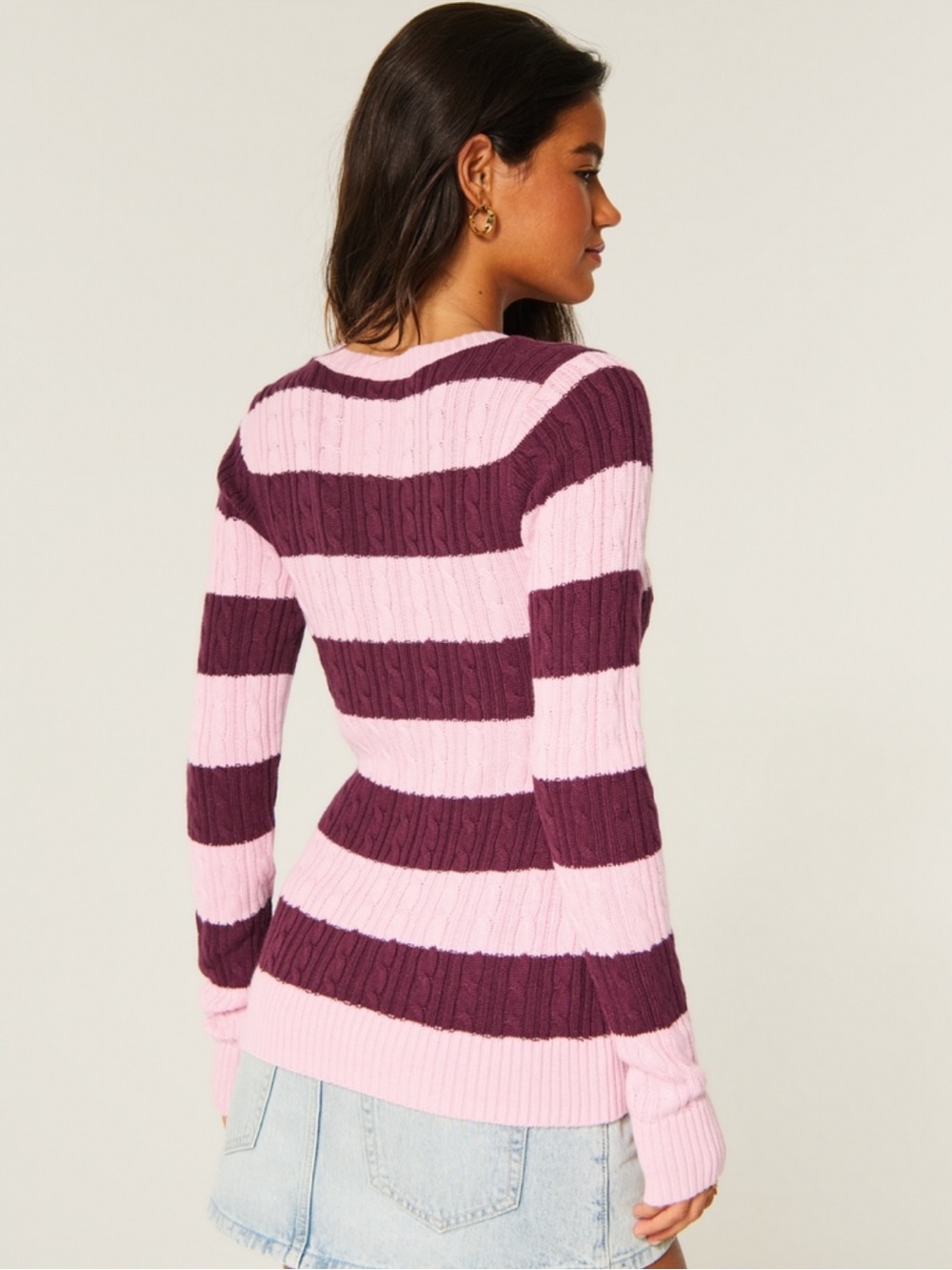 Hollister Ivy Cable-Knit V-Neck Long Sleeve Light Pink Stripe Sweater NWT Size M - Picture 2 of 9